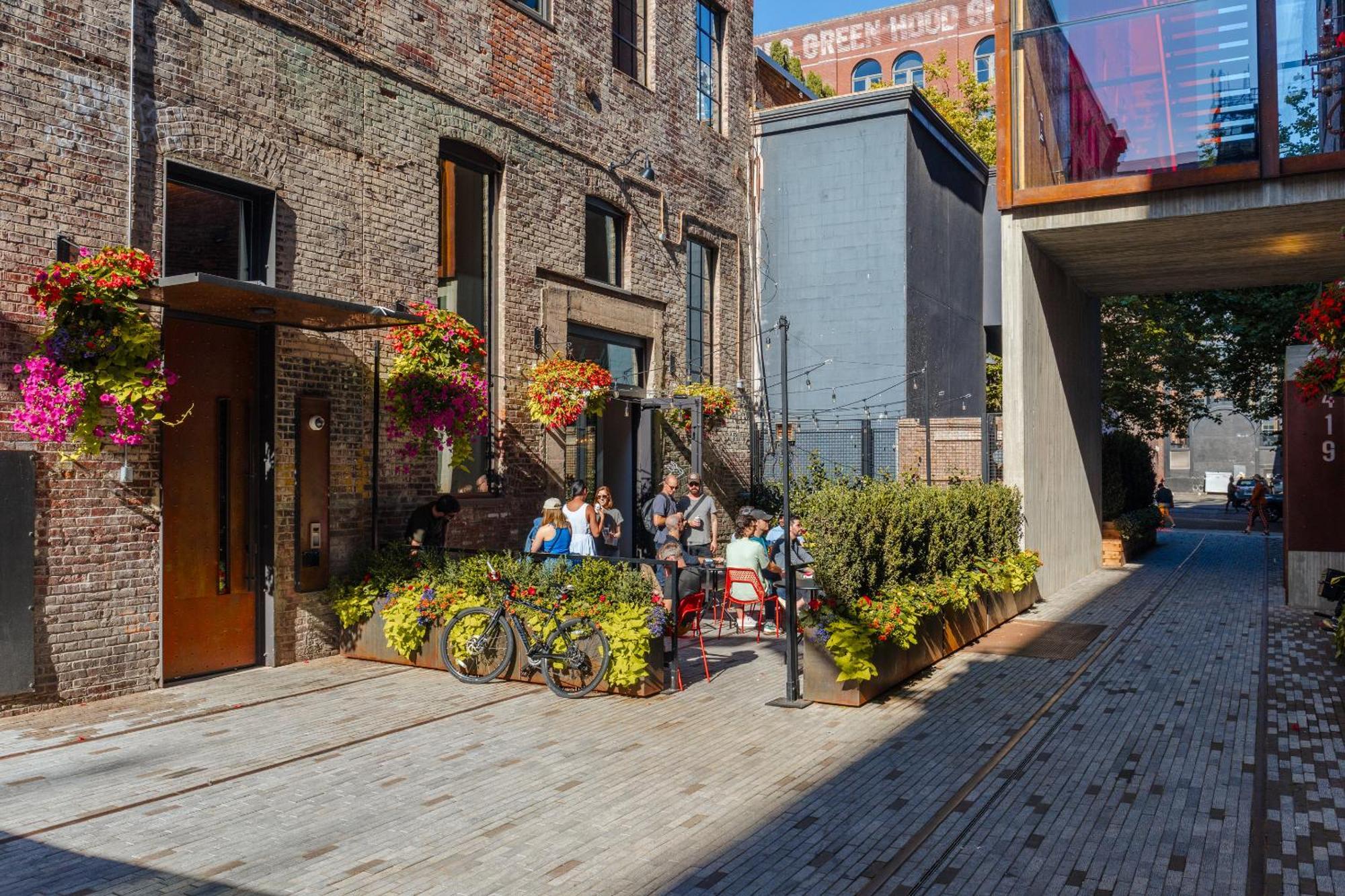 Sonder By Marriott Bonvoy Railspur Apartments Pioneer Square Сиэтл Экстерьер фото