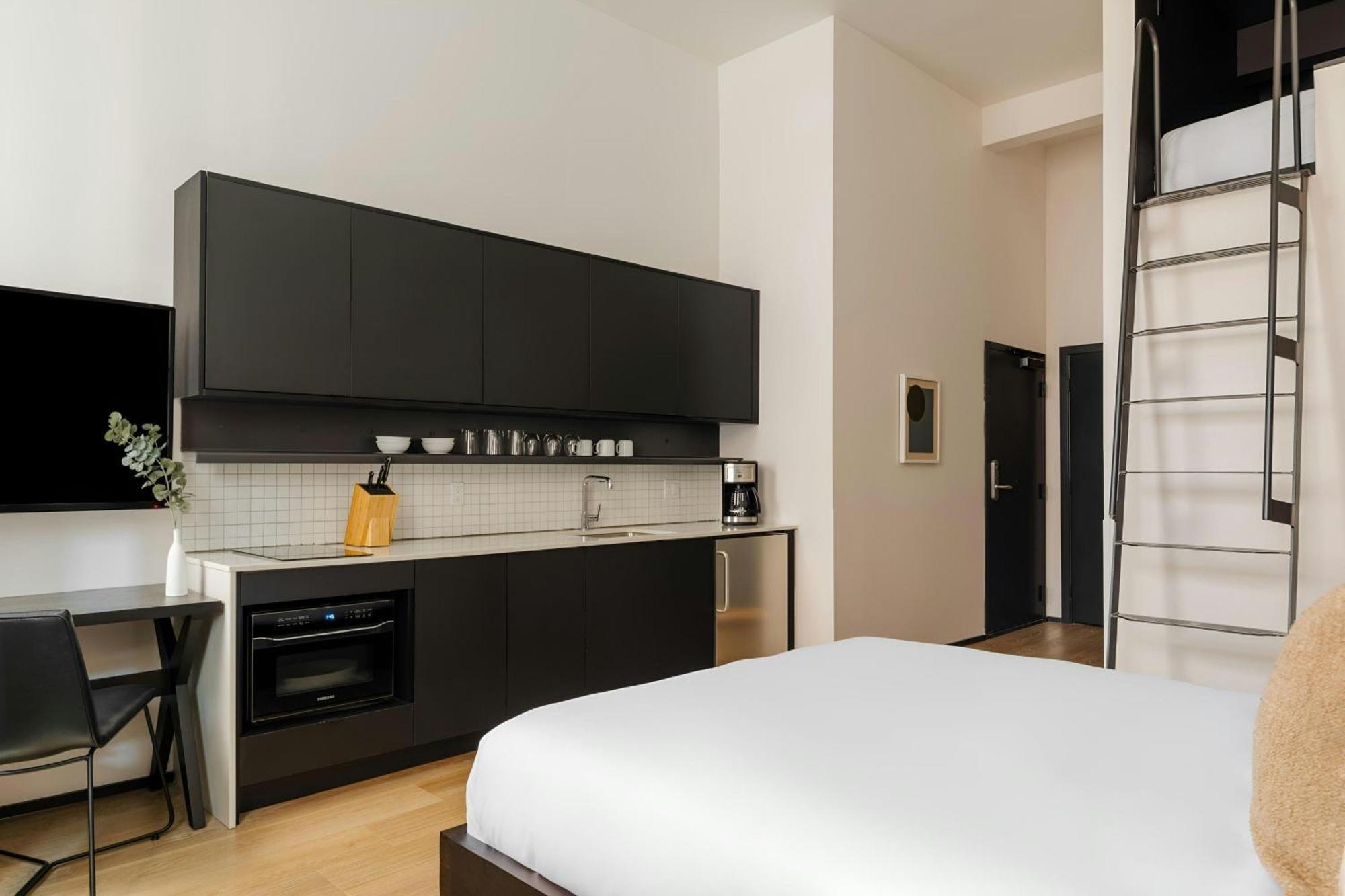 Sonder By Marriott Bonvoy Railspur Apartments Pioneer Square Сиэтл Экстерьер фото