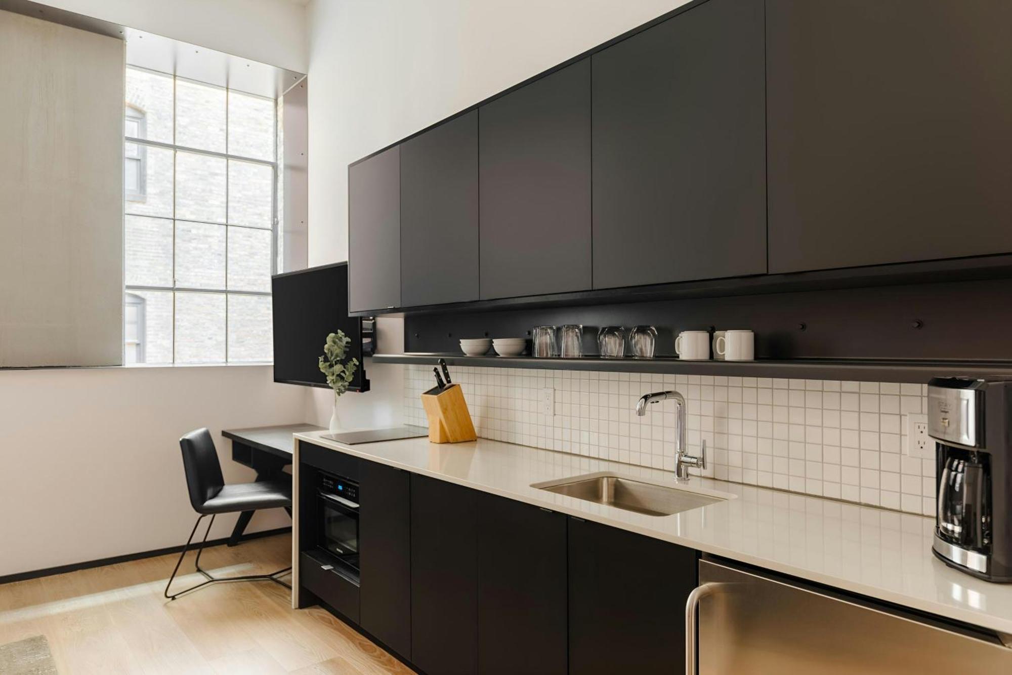Sonder By Marriott Bonvoy Railspur Apartments Pioneer Square Сиэтл Экстерьер фото